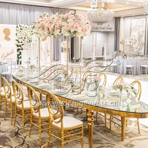 Mirror Table Wedding