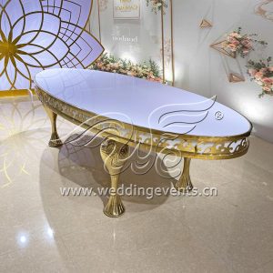 Oval Dining Tables