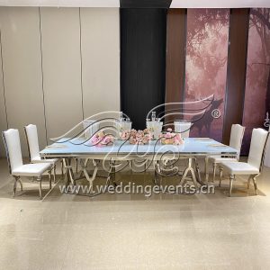 Silver Wedding Table