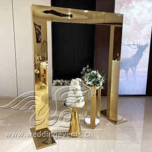 Wedding ceremony arch