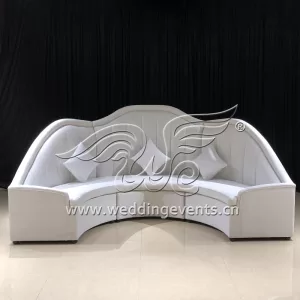 Arch arrangement wedding sofa