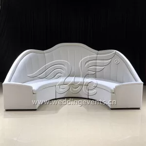 Arch arrangement wedding sofa