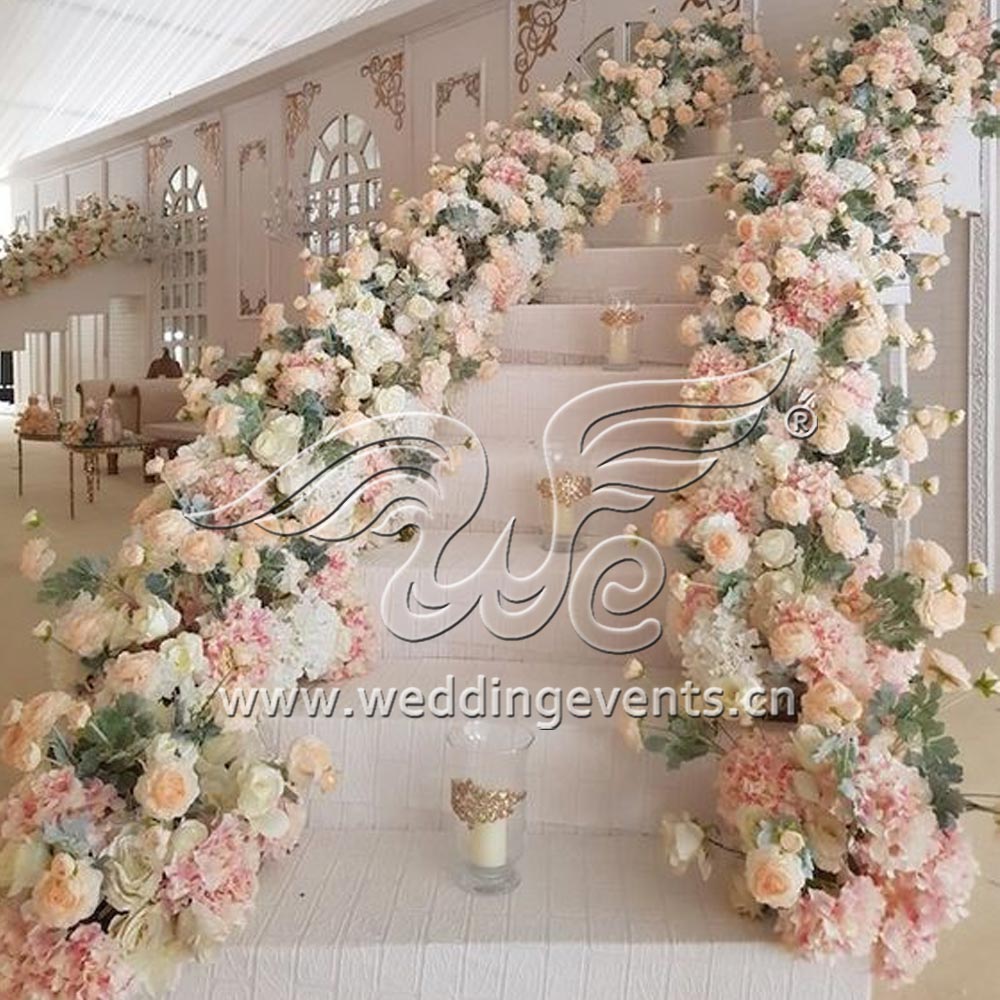 Decorating the Stairway at Your Wedding