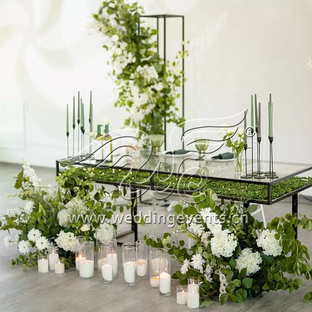 Elegant Sweetheart Table Ideas