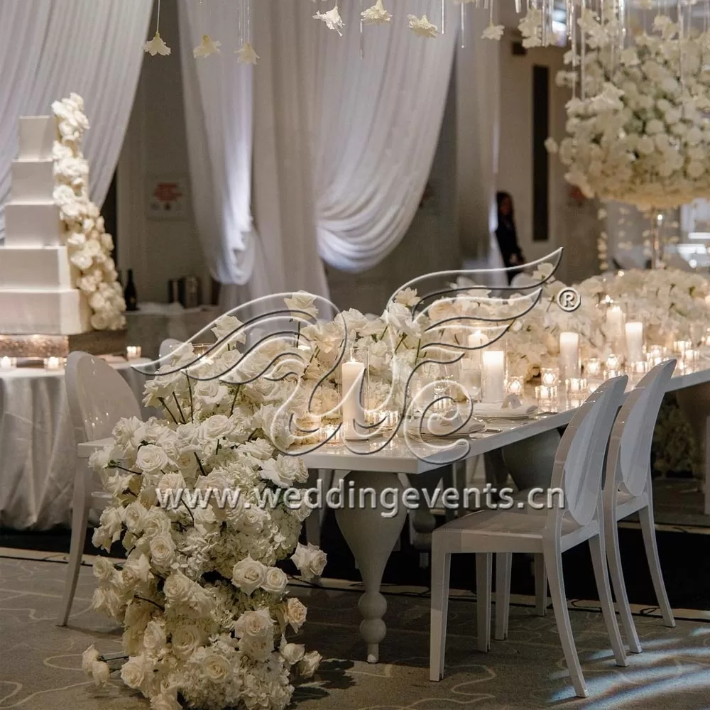 Integrate Wedding Furniture with Floral Arrangements